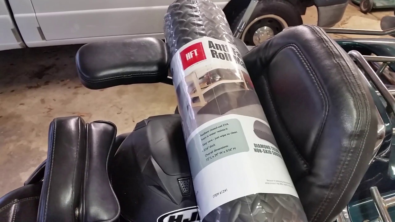 Обзор противоусталостного рулонного коврика от Harbor Freight.