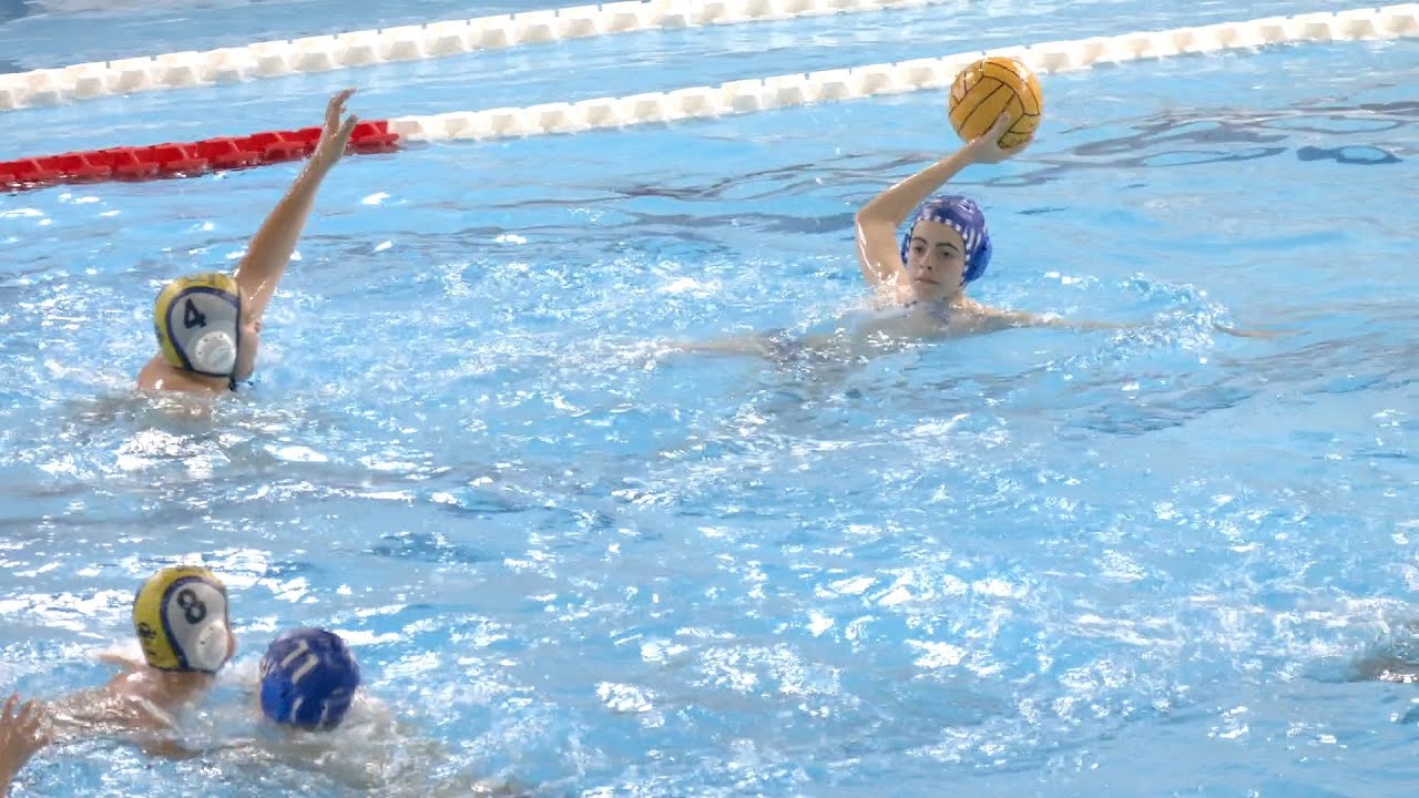 Comienza en el ‘Díaz-Flor’ el mejor waterpolo infantil