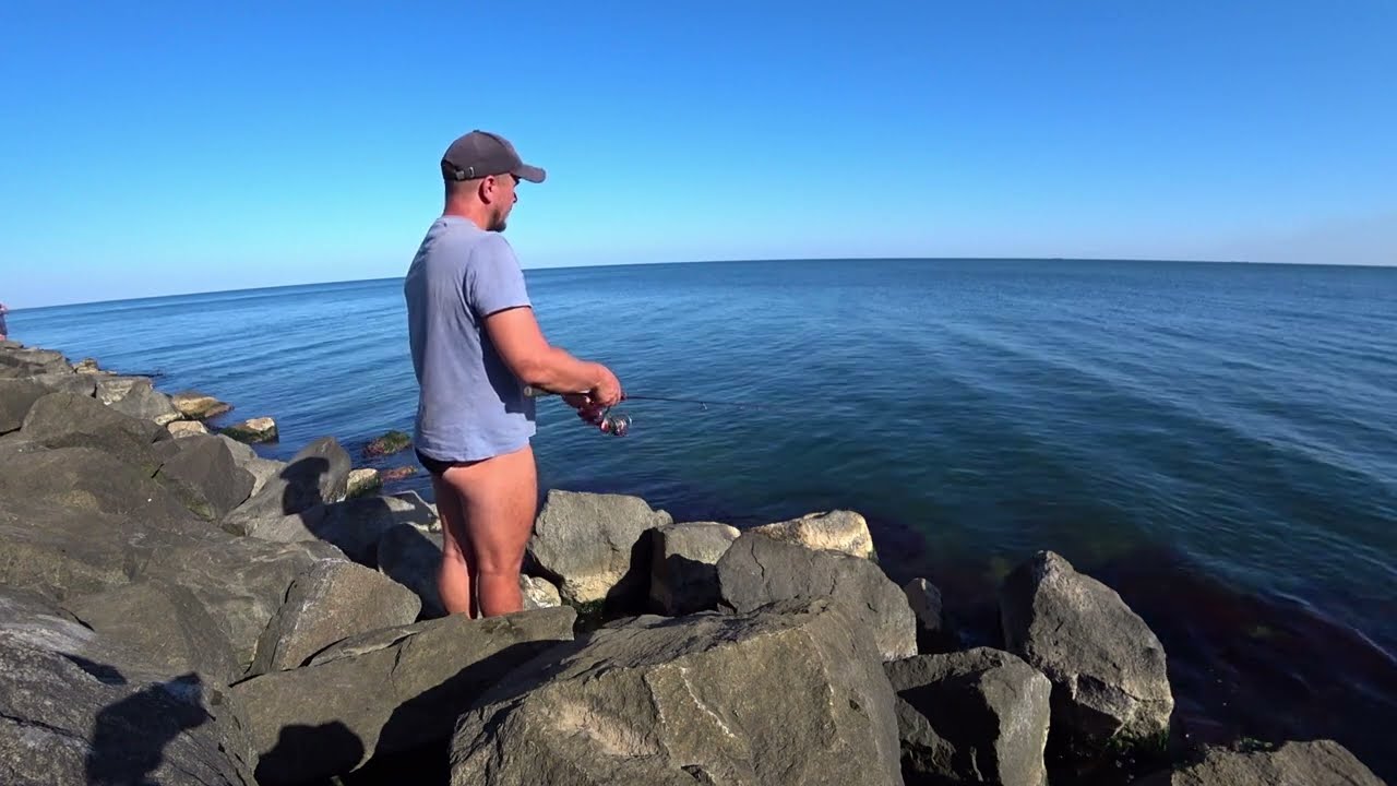 Одеса ловим САРГАНА , Чорне море підводна зйомка.