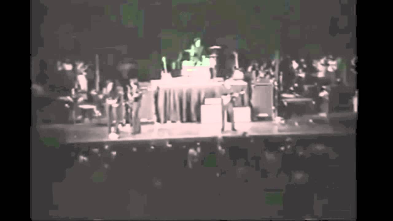 Beatles 1964 Concert at Cow Palace