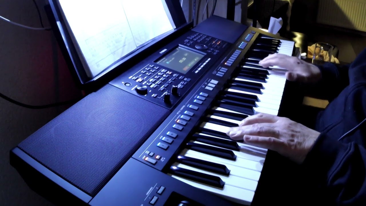 Clocks Coldplay Cover by Wimpie