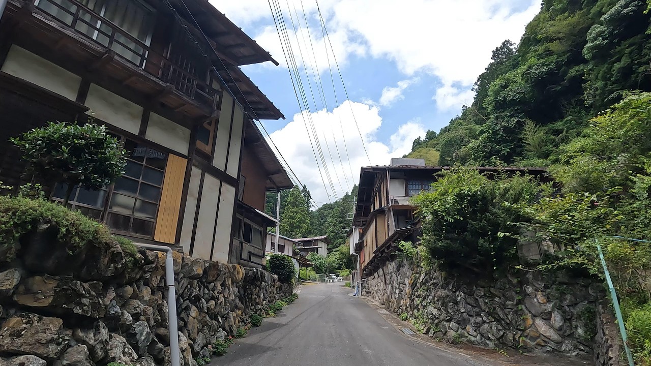 【埼玉県秩父市】ある限界集落で日本一のスゴイおじいさんと出会った