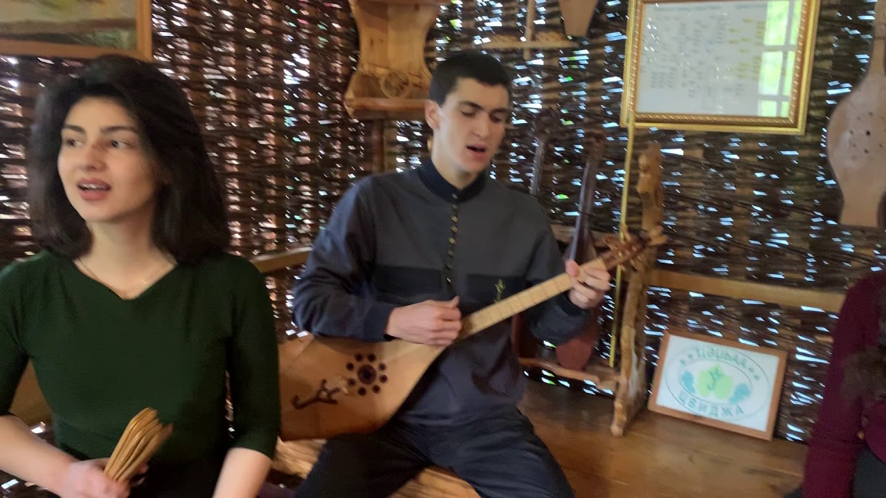 Цвижба Абзагу, Радица, Сарида. 