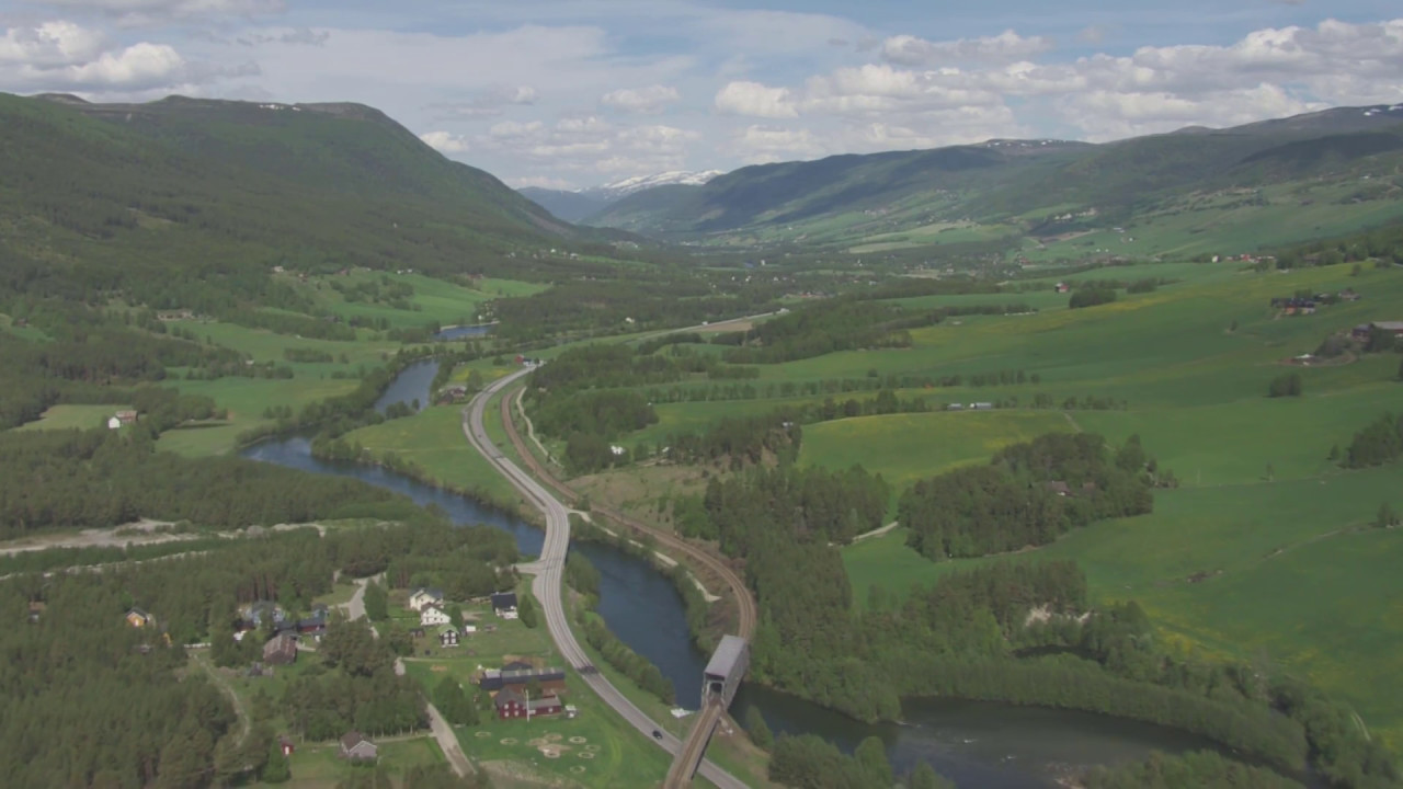 Otta, Ottajuvet, Gudbrandsdalslågen, Nord-Sel - Flying Over Norway