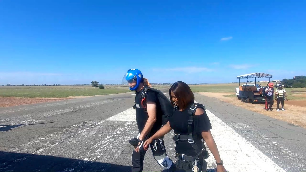 Skydiving experiece in Parys, Free State
