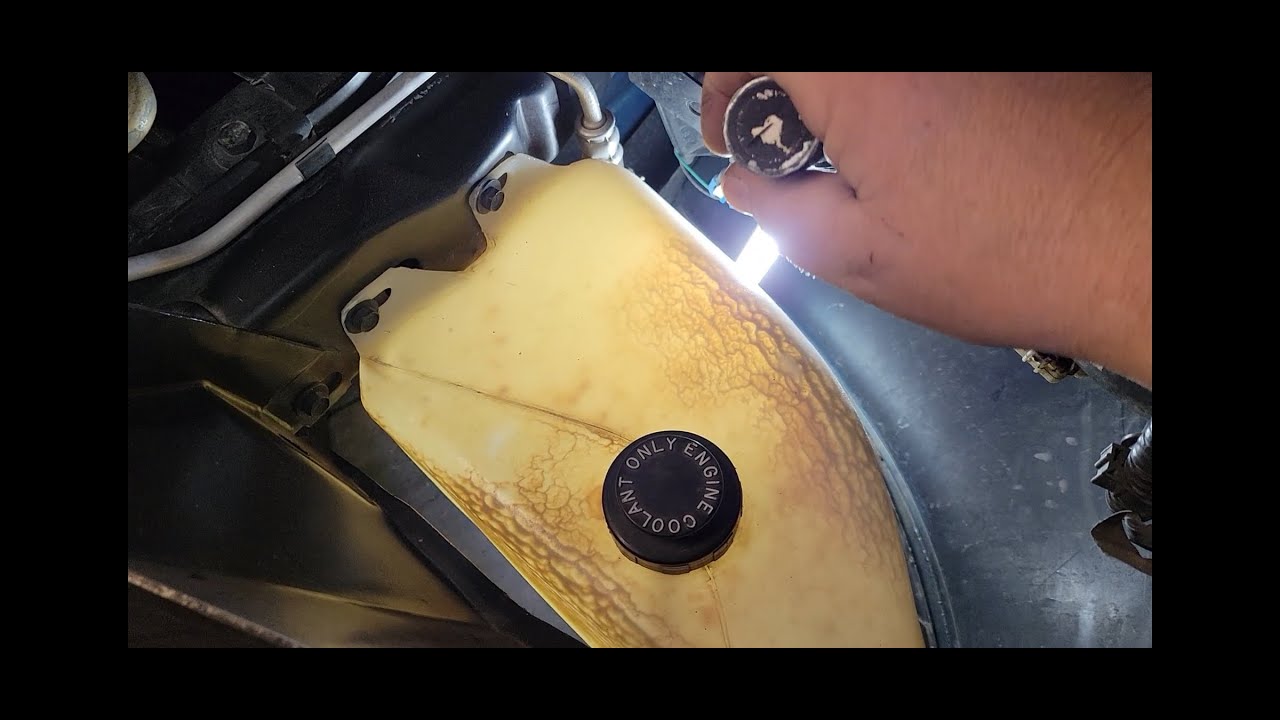 Corvette C4 Coolant Tank Cleanup