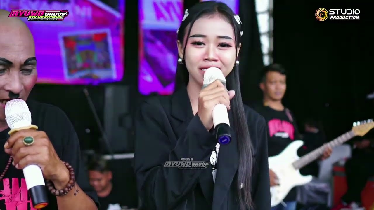 BISIKAN CINTA VOC. INTAN LADIVA - AYU WD GROUP 