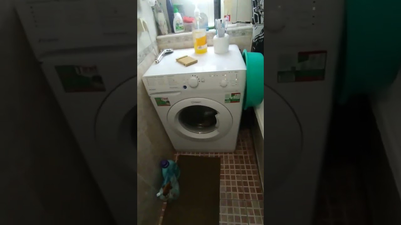 Indesit jumping