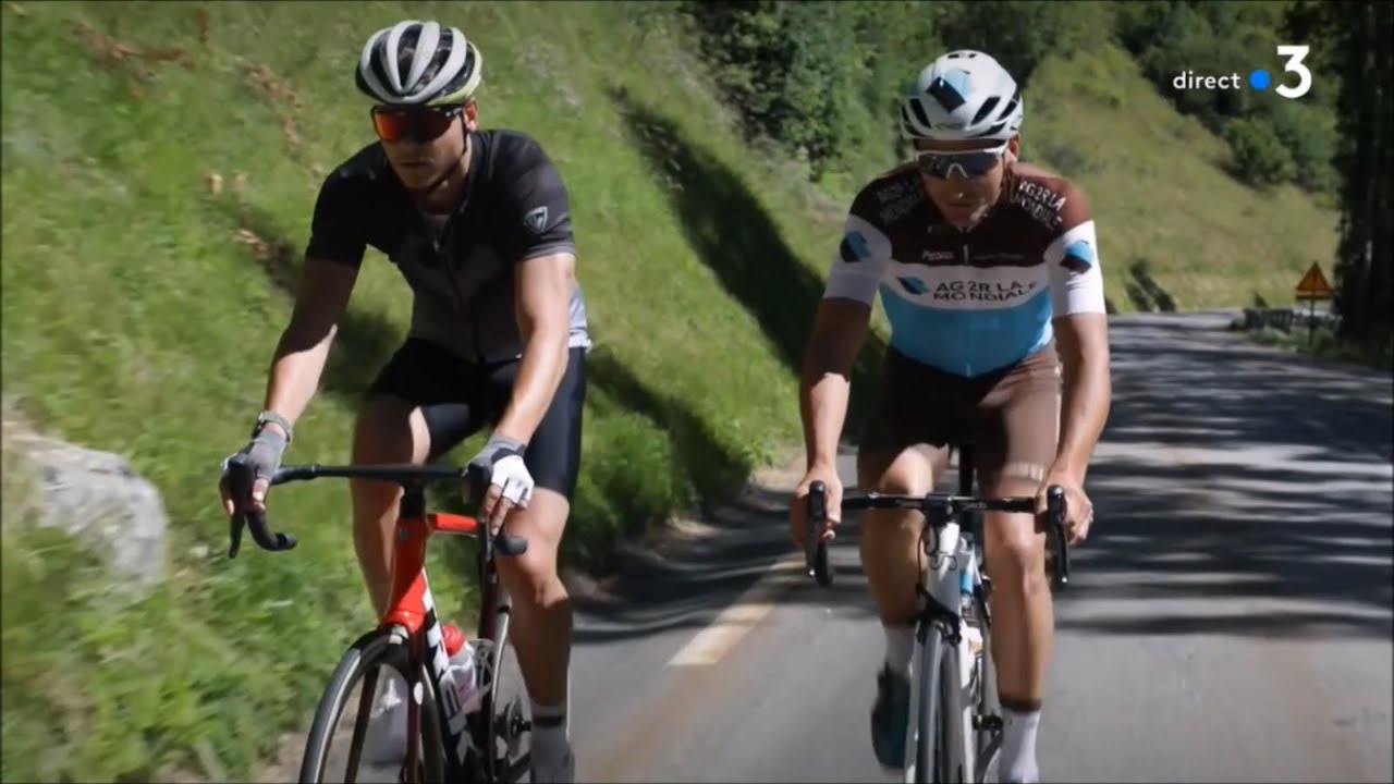 Émilien Jacquelin en reconnaissance sur les routes du Tour de France
