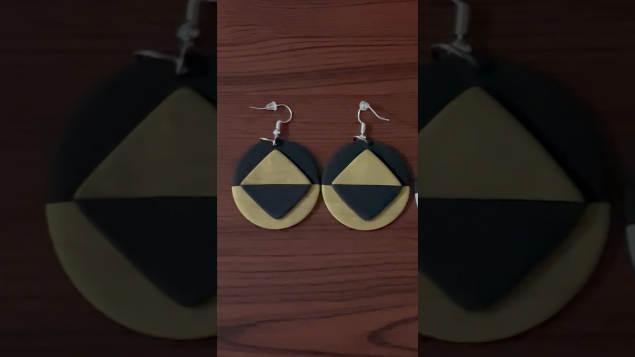 ReBoot cartoon icons earrings from ThePinkPecan. 