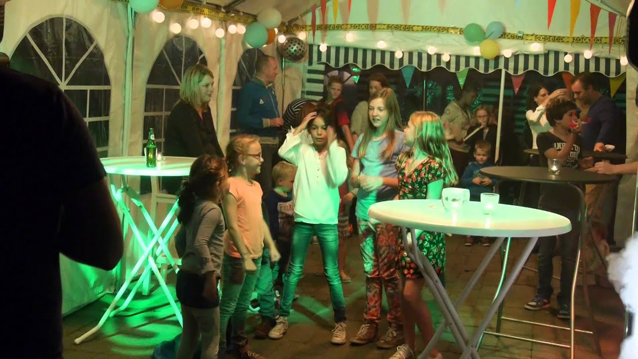 dj-twannie, buurtfeest Wintertaling 2014 08