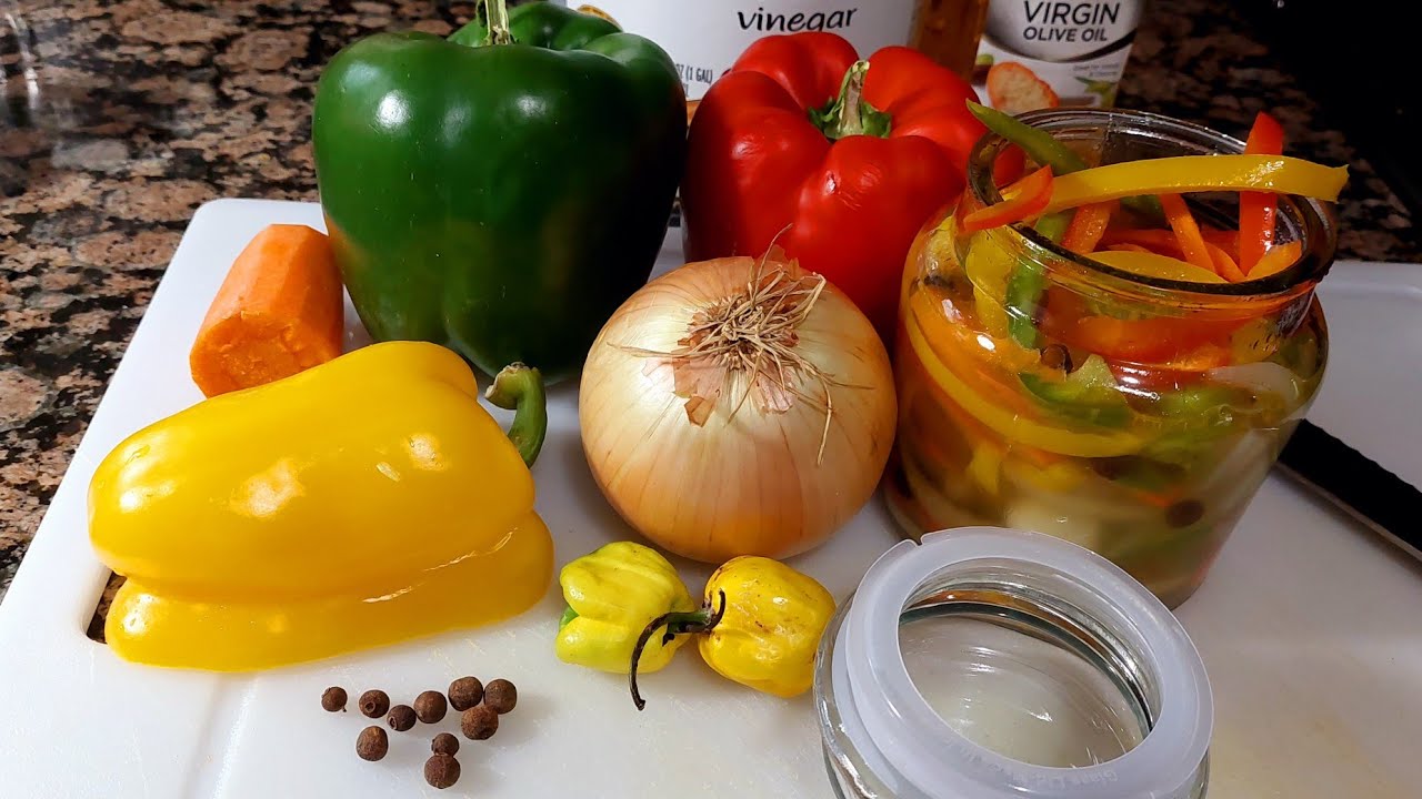 How to make Jamaican Escovitch Sauce // Jamaican Pickle