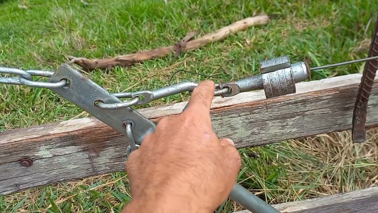 MAQUINA DE ESTICAR ARAME DE CERCA