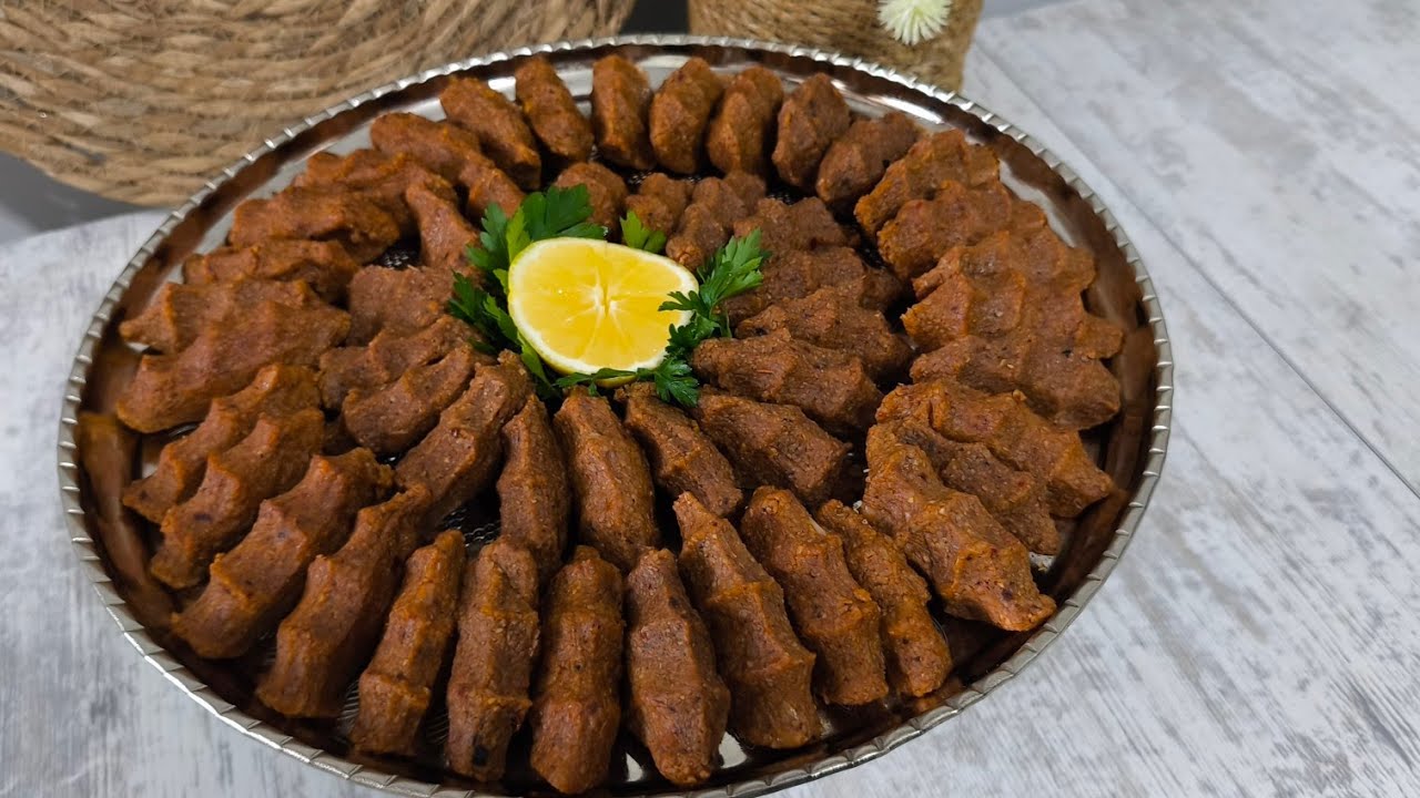 Hamur Yoğurma Makinesinde Etsiz Çiğ Köfte Tarifi | Tam Ölçü