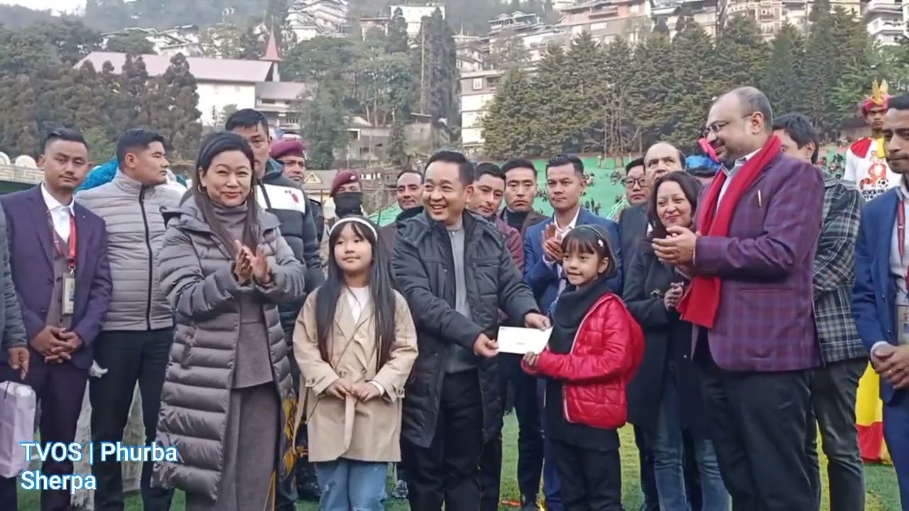 Teesta Urja Handed Rs 10 Lakh Cheque to Jetshen Dohna Lama