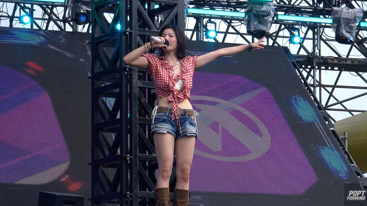 250706 권은비 Kwon Eun-bi  Beautiful Night Waterboom 직캠 fancam