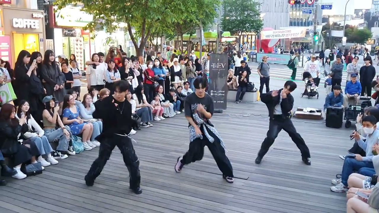 [STREET ARTIST] T:EV (TAEYOUNG, BONGGEUN & YUSEONG). LONG TIME NO SEE. SINCHON BUSKING. 240428.