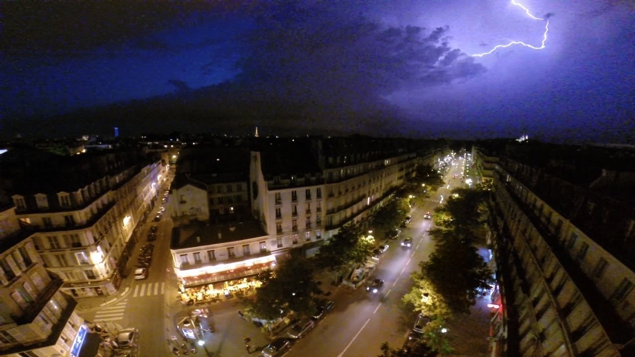 Massive Lightning Storm over Paris.... Drone captures the action