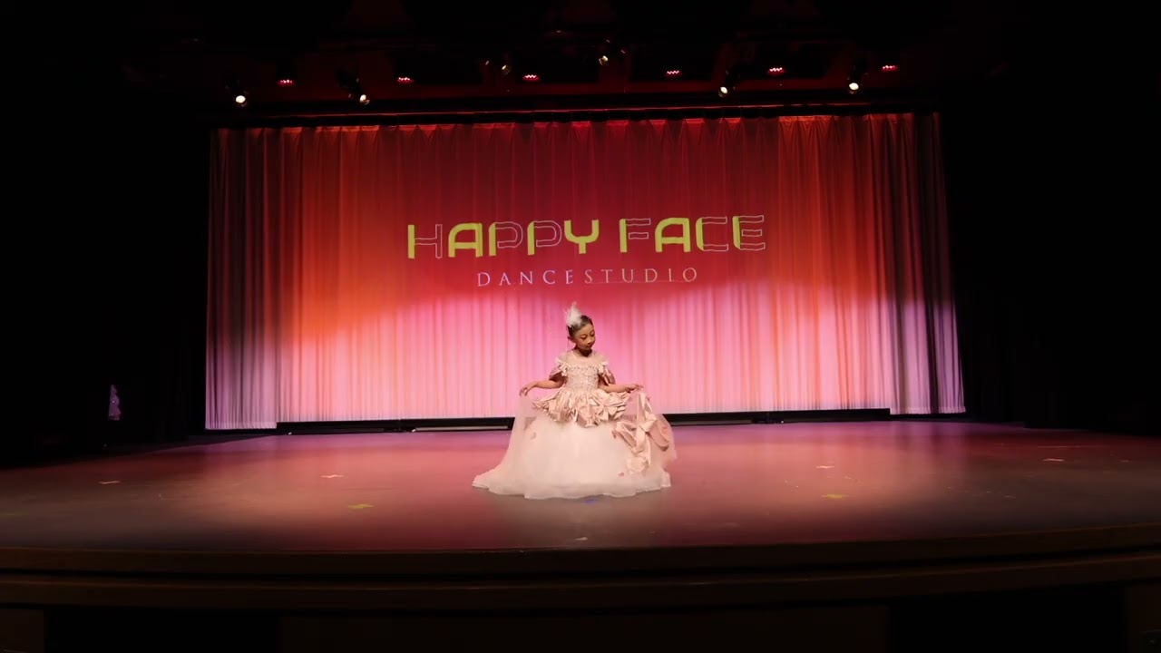 《少儿模特风格走秀》Kids Fashion Show