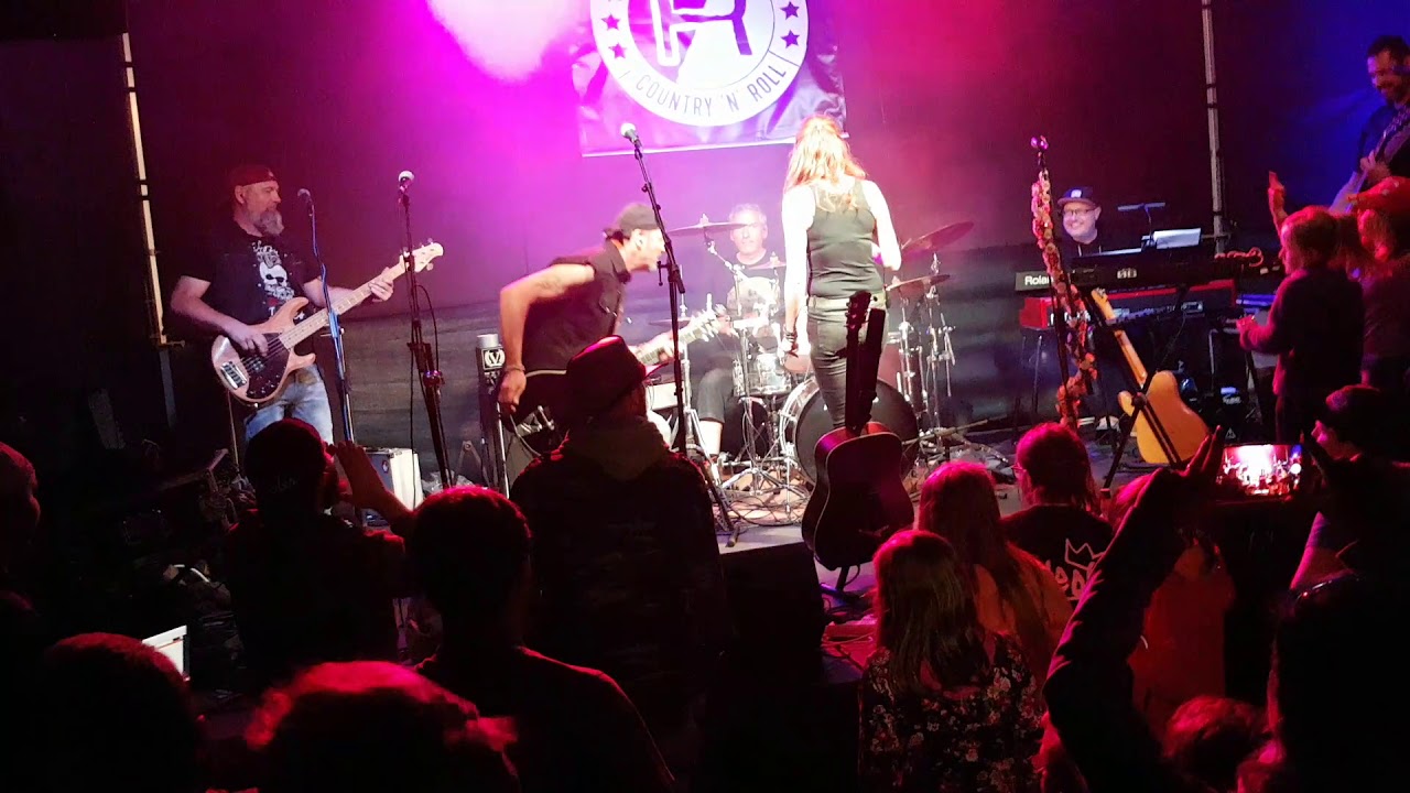 1/2 Rebel - U stánků  - Baldov 2019