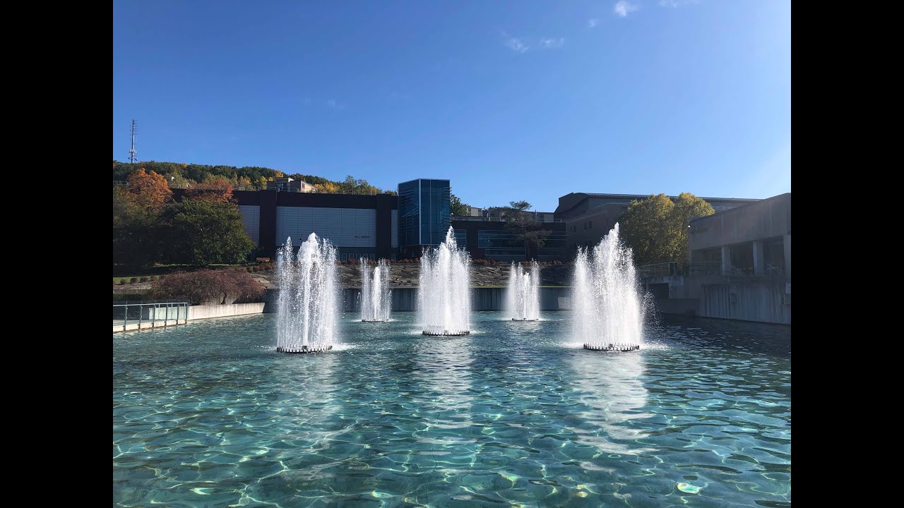 College Outdoor Campus Tour: Ithaca College, upstate New York