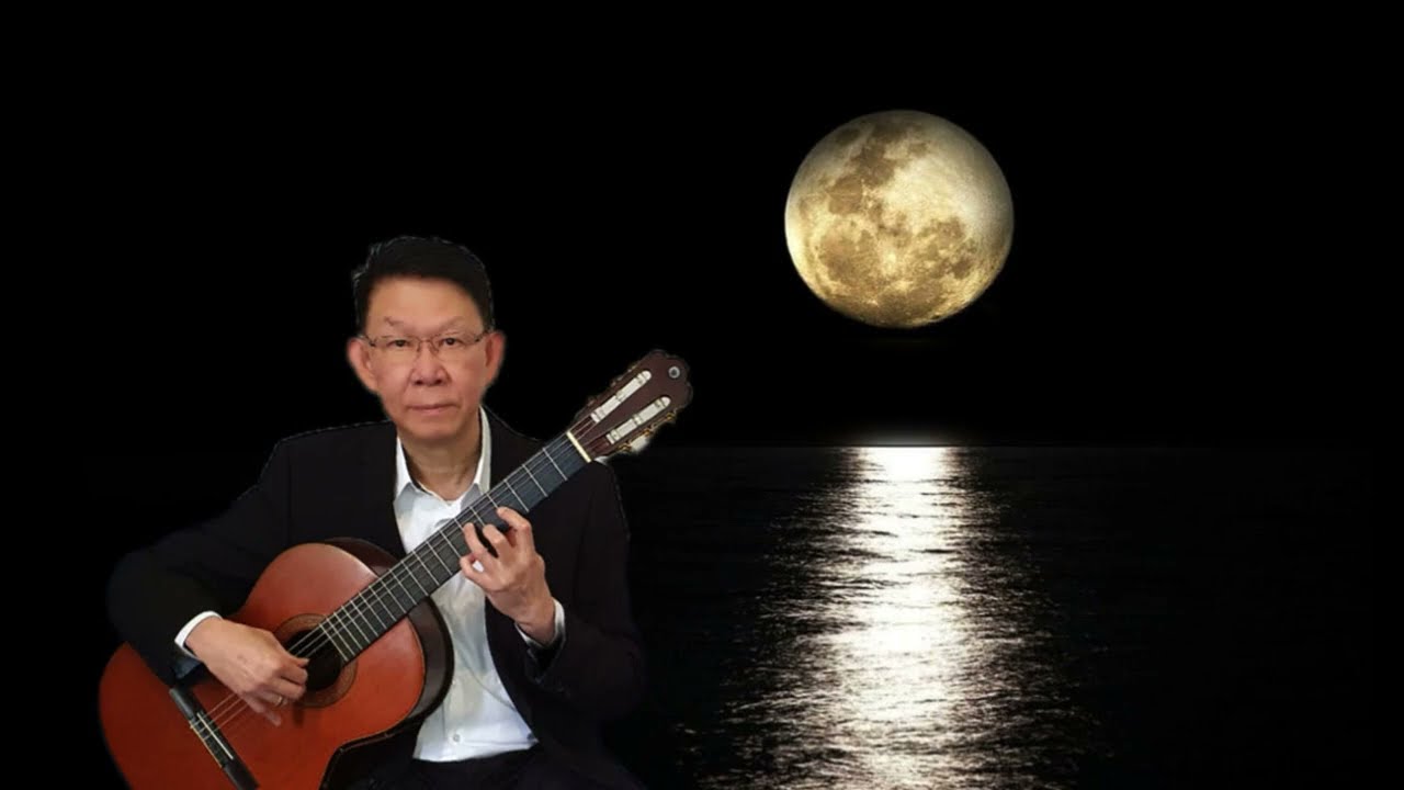 “Di Bawah Sinar Bulan Purnama” by Raden Maladi  -  Eddy Widjaja, Guitar