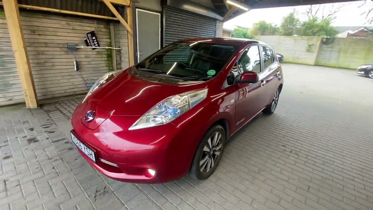 2016 Nissan Leaf Tekna 30kWh | LOW MILEAGE EV | Walkaround