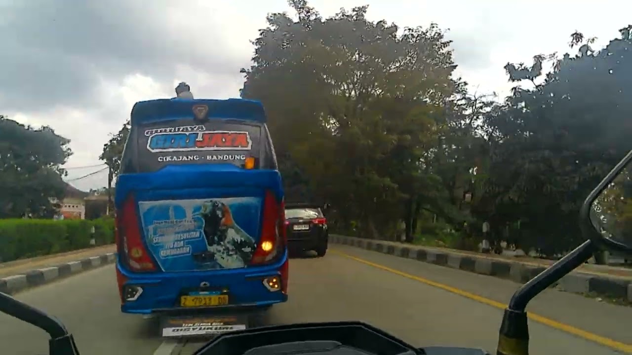 KE CICALENGKA PULANG PERGI ACARA MUNGGAHAN MAKAN MAKAN DENGAN KELUARGA PART3
