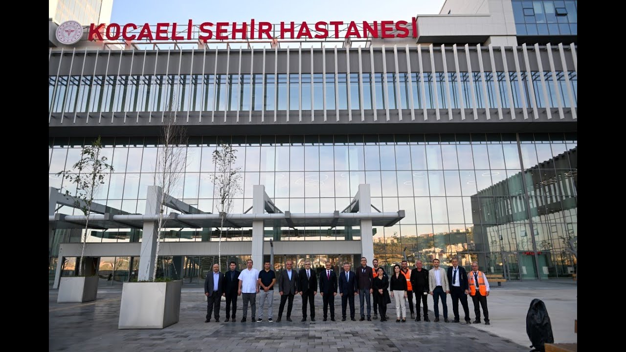 Vali Yavuz, Kocaeli Şehir Hastanesinde İncelemelerde Bulundu