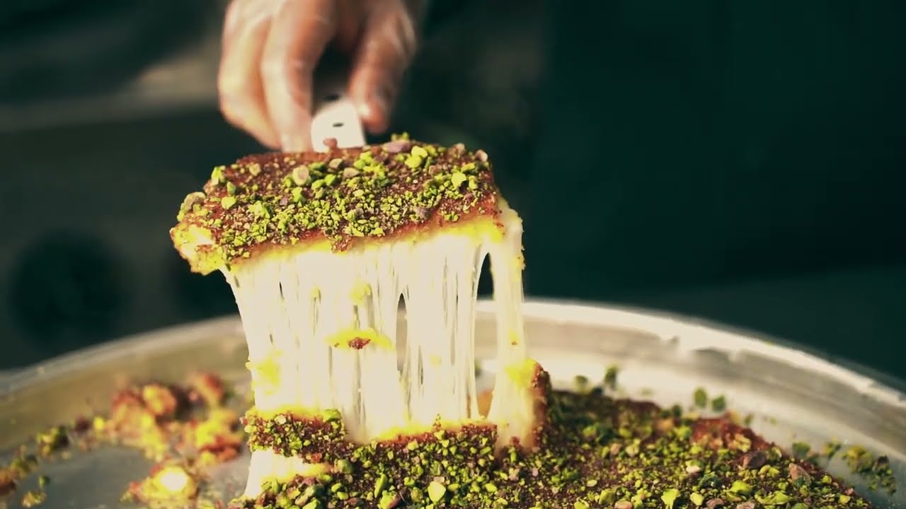 kunafa b-roll cinematic video - كنافة نابلسيه