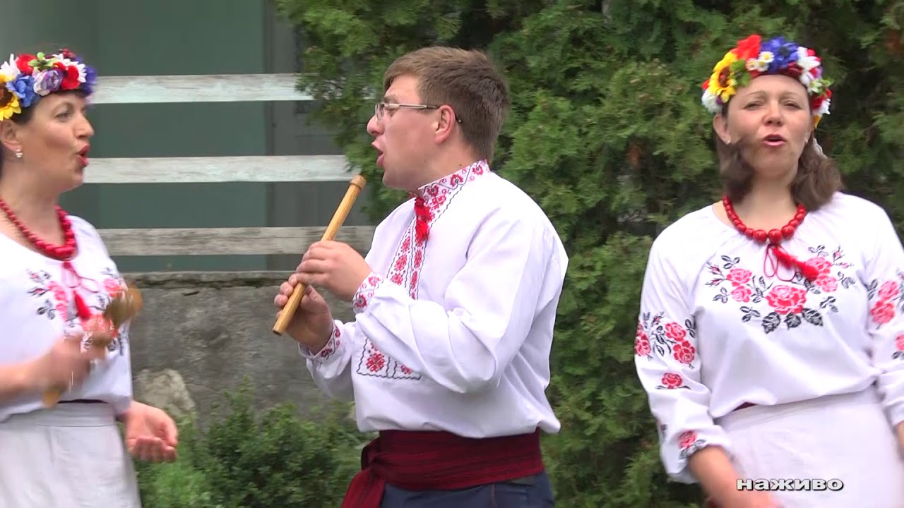 Програма “Свят коло”. Співає народний аматорський колектив  