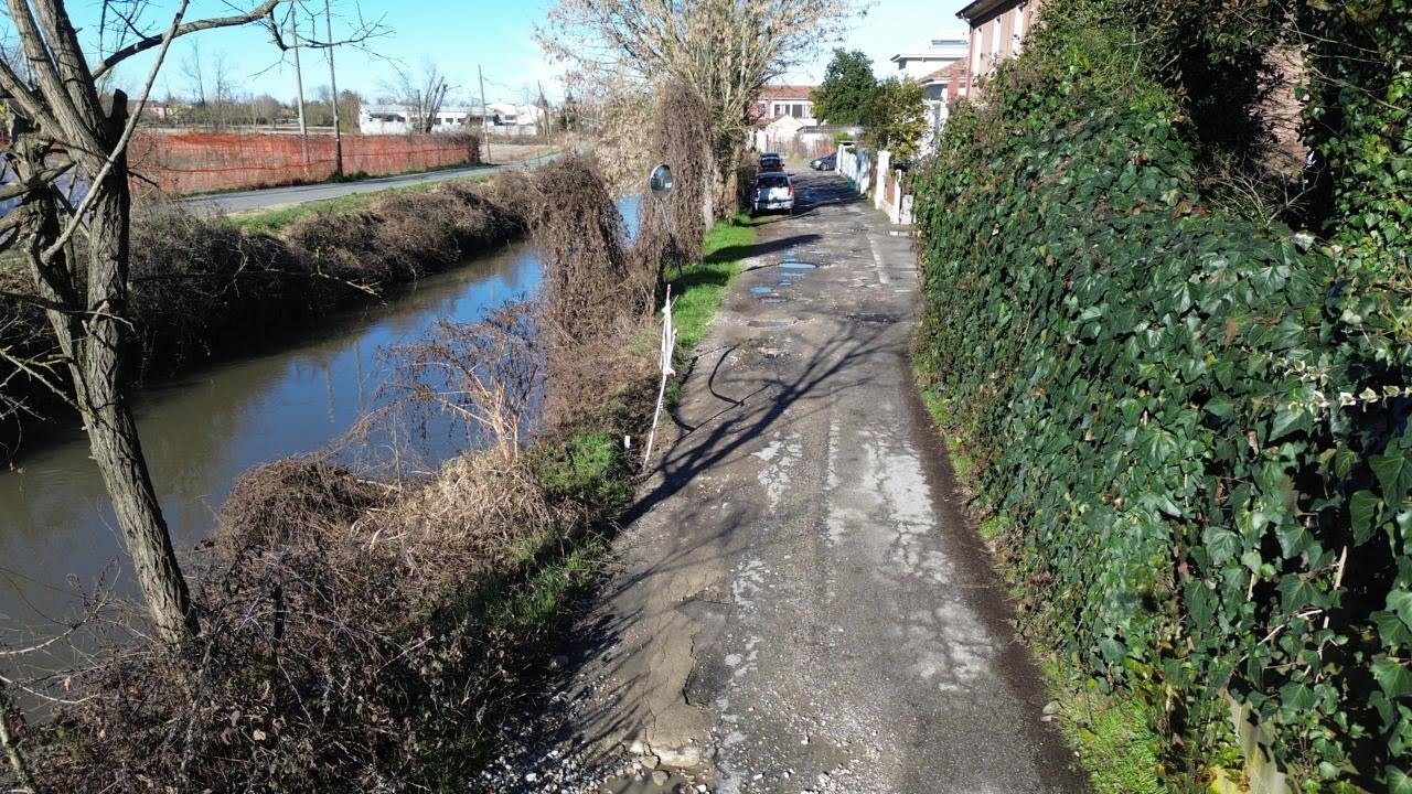 Ordinanza di via Ada Negri a Vigevano
