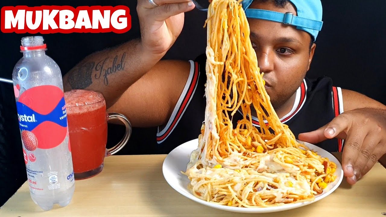 MACARRÃO DE FRIGIDEIRA (MUKBANG) SONS DE MASTIGAÇÃO #LUCASASMR