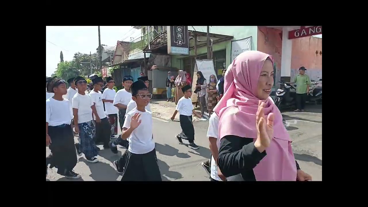 Pawai Taaruf Ramadhan 1447 H SD Negeri 5 Kalirejo