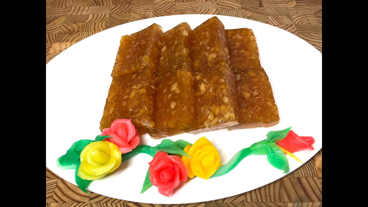 [生磨馬蹄糕]清甜，軟滑爽口，顏色晶營通透，有焦糖香味，金黃顏色，外觀就令人垂涎，吃一口，欲罷不能，無論下午茶，飯後美甜點，🍮當之無愧，首選品種。