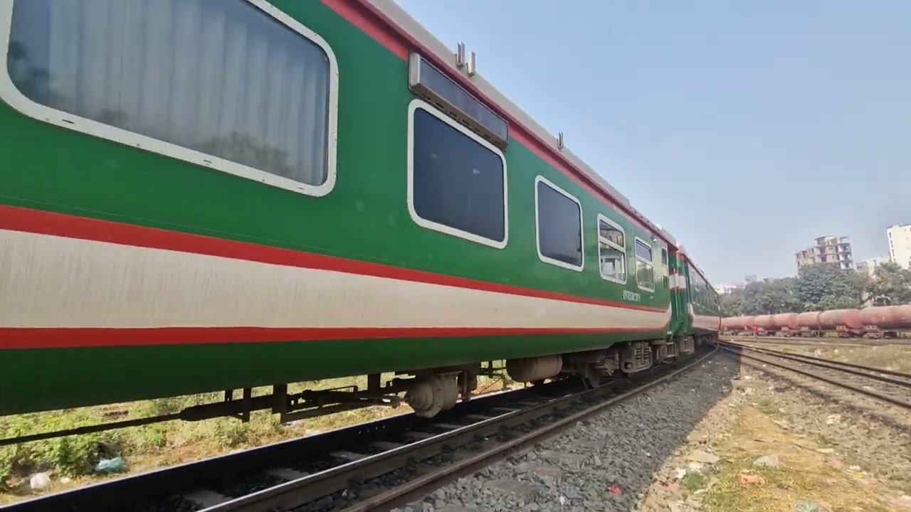 নাম না জানা একটি ট্রেন! #train #lifeisbutadream #publictransport #railway 