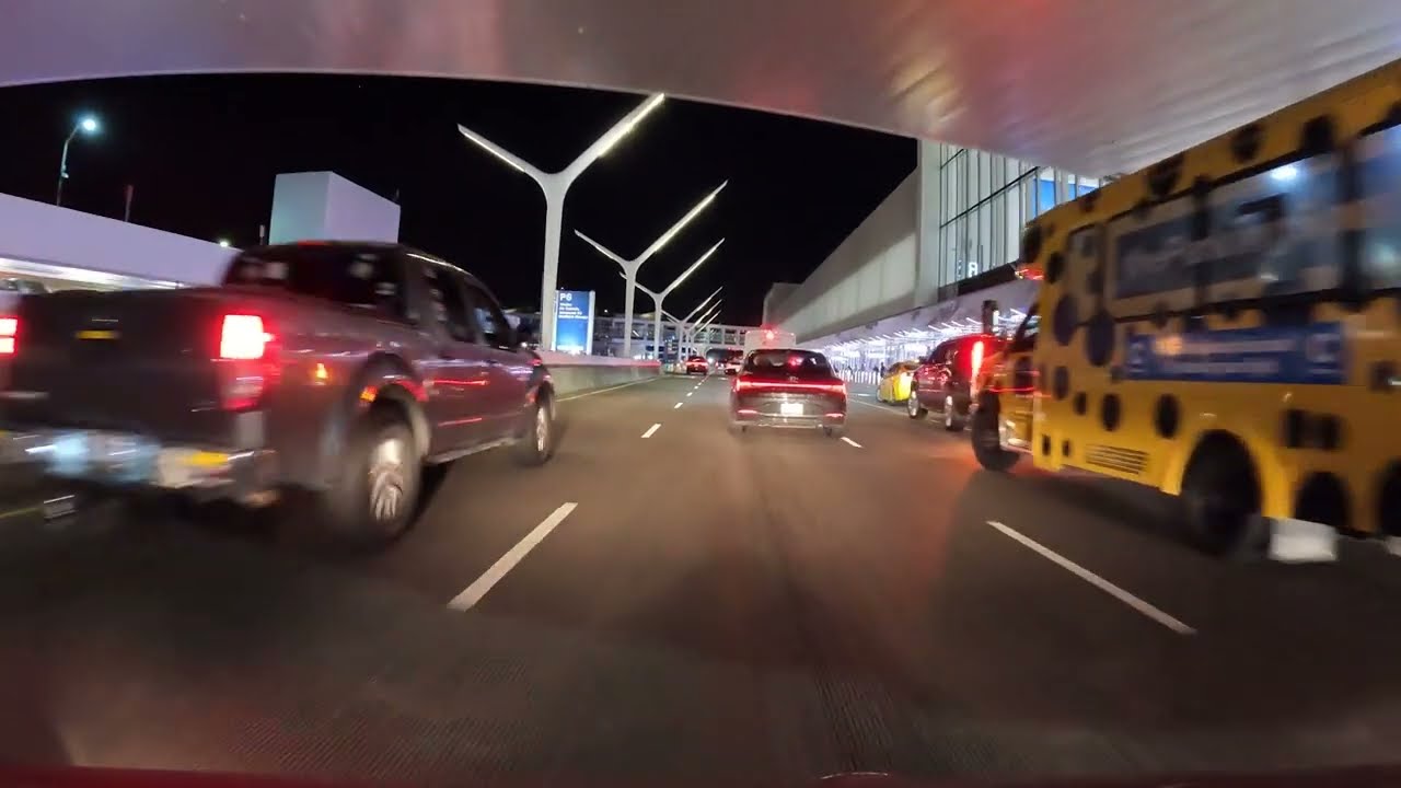 LAX World Way Loop - Driving Tour