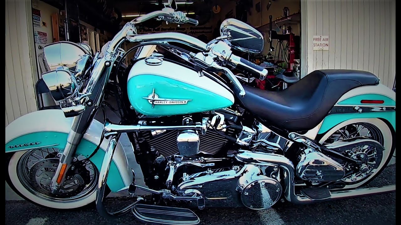 2017 Softail Deluxe new beach bars! A classic Harley with upgrades!