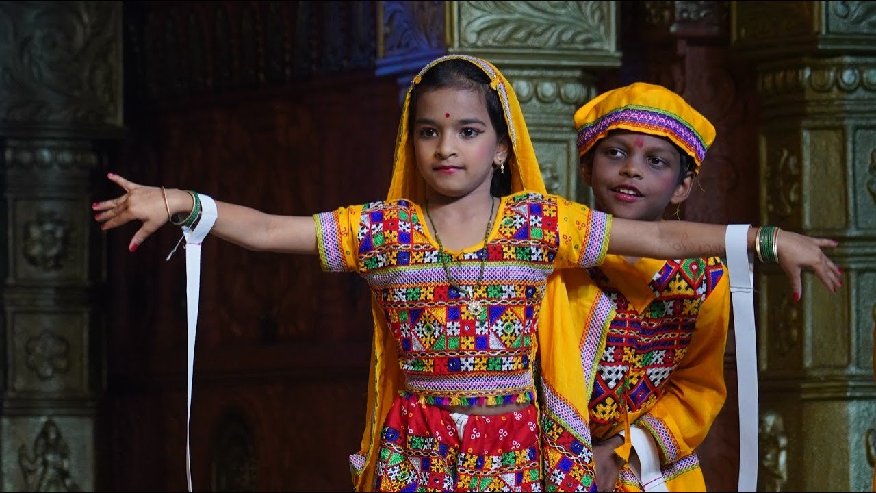 II 6th Annual Day II Energetic Performance by our Sriveda Rajasthani Puppets with Telugu Remixes.