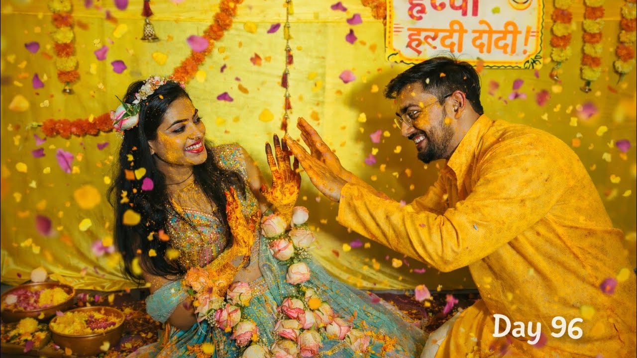 :हल्दी की हँसी प्यार की रौशनी 💛✨हैप्पी हल्दी दीदी आज रंग भी शरमा गए! 🌼 हल्दी लगी मुस्कान और भी खिली 