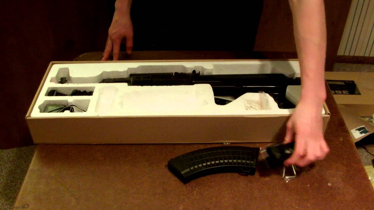 DE AK-47 RIS AEG Unboxing