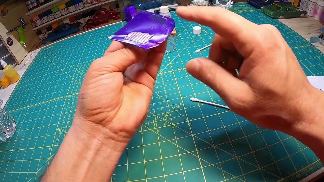 How to apply clear carbon fiber decals on skyline hood
