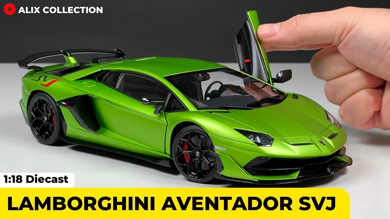 Unboxing of Lamborghini Aventador SVJ 1:18 Scale by AUTOart Models (4K)