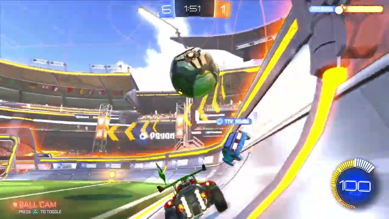 اليوم فزت 😃 في Rocket League
