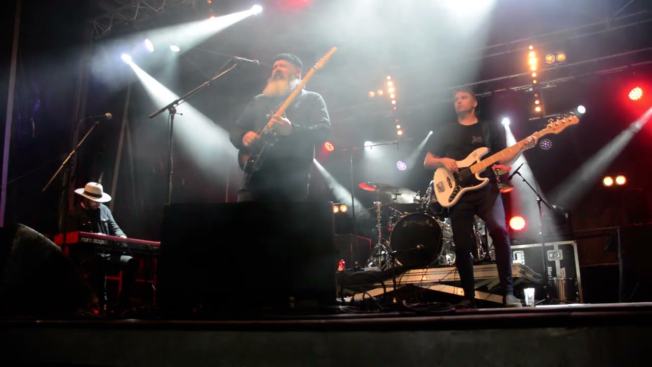 Johnny Gallagher & the Boxtie Band - Mr George - Festival à l’assaut de L’ Amérique
