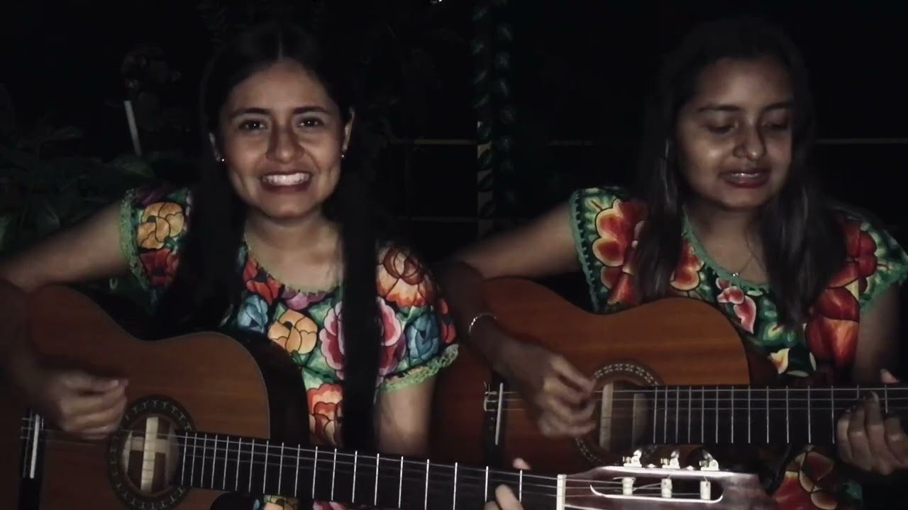 AZOYÚ - Las hermanas García