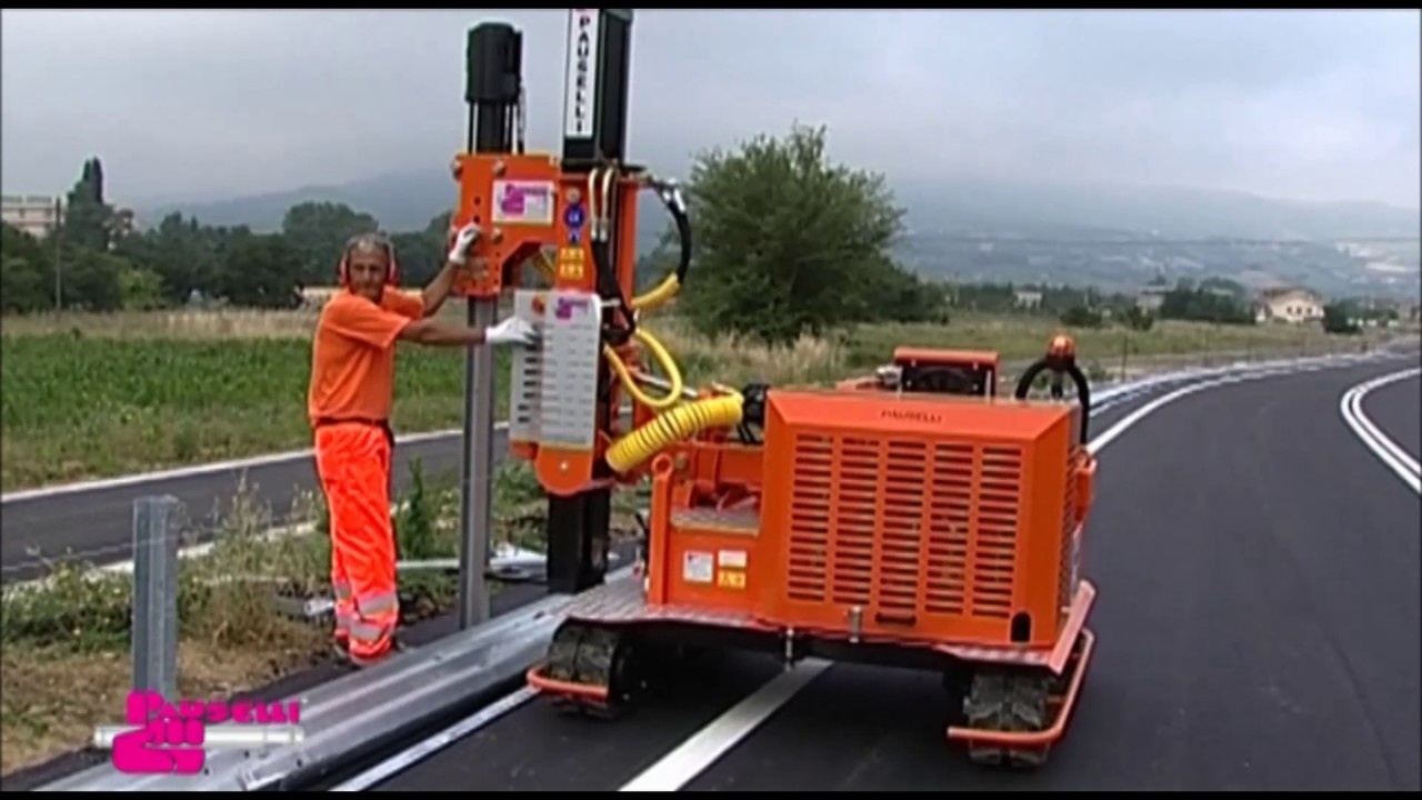 PAUSELLI Pile driver machine model 700 for guard rail installation