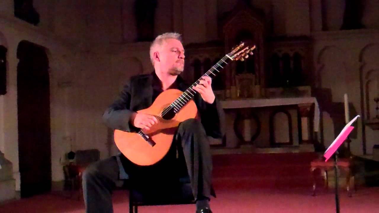 Aire popular paraguayo by Agustin Barrios Mangoré played by Johan Fostier