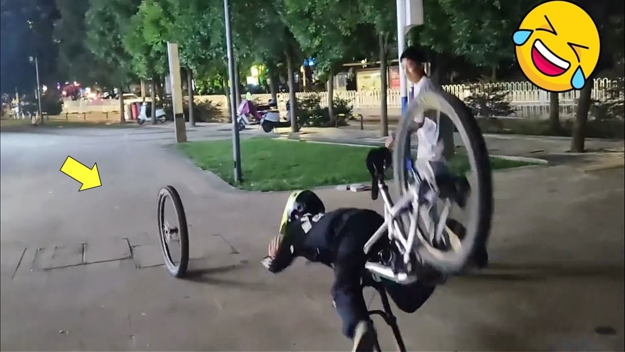 TRY NOT TO LAUGH 😆 Top Funniest Videos of the Week 😅 Memes PART 8