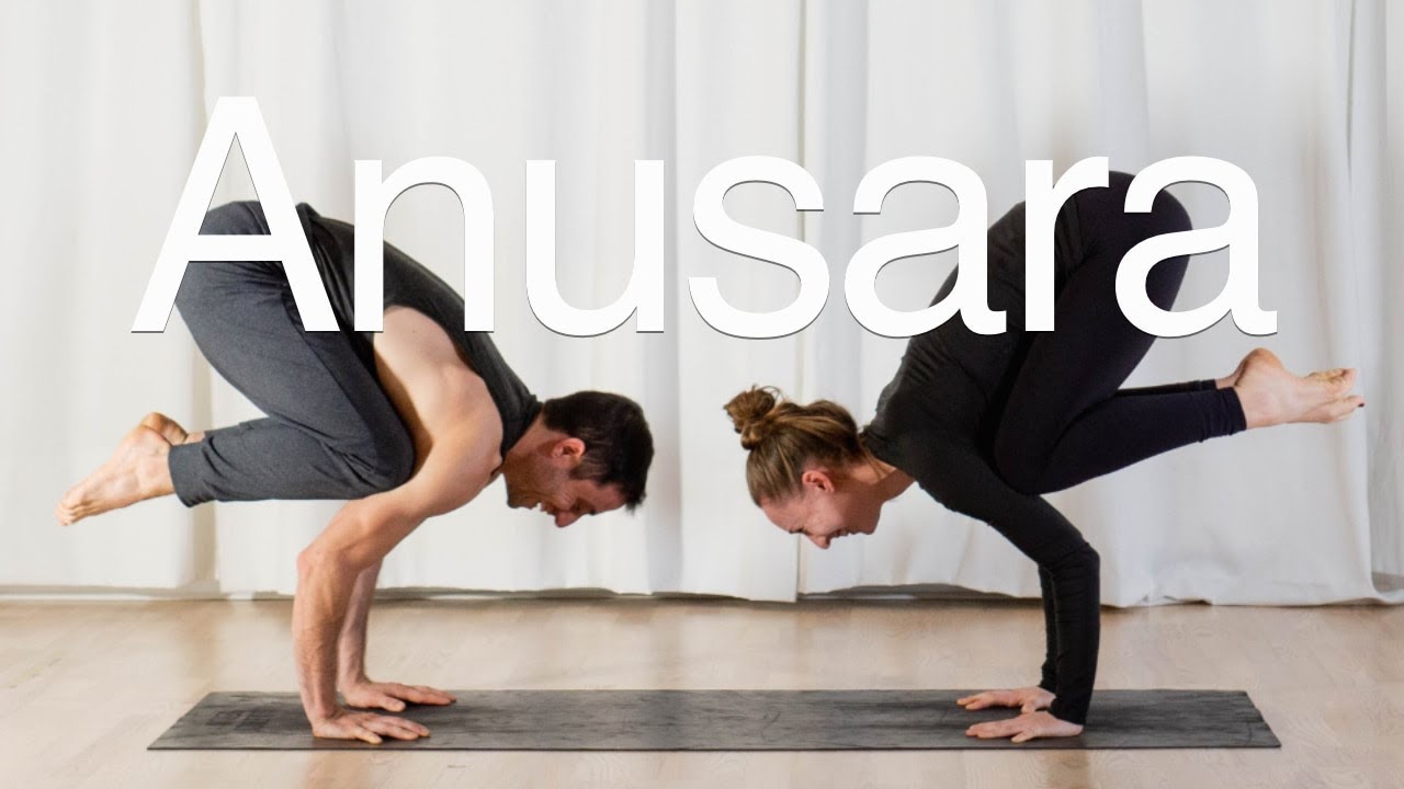 Anusara Yoga mit Chris Keller | Yoga Krähe lernen